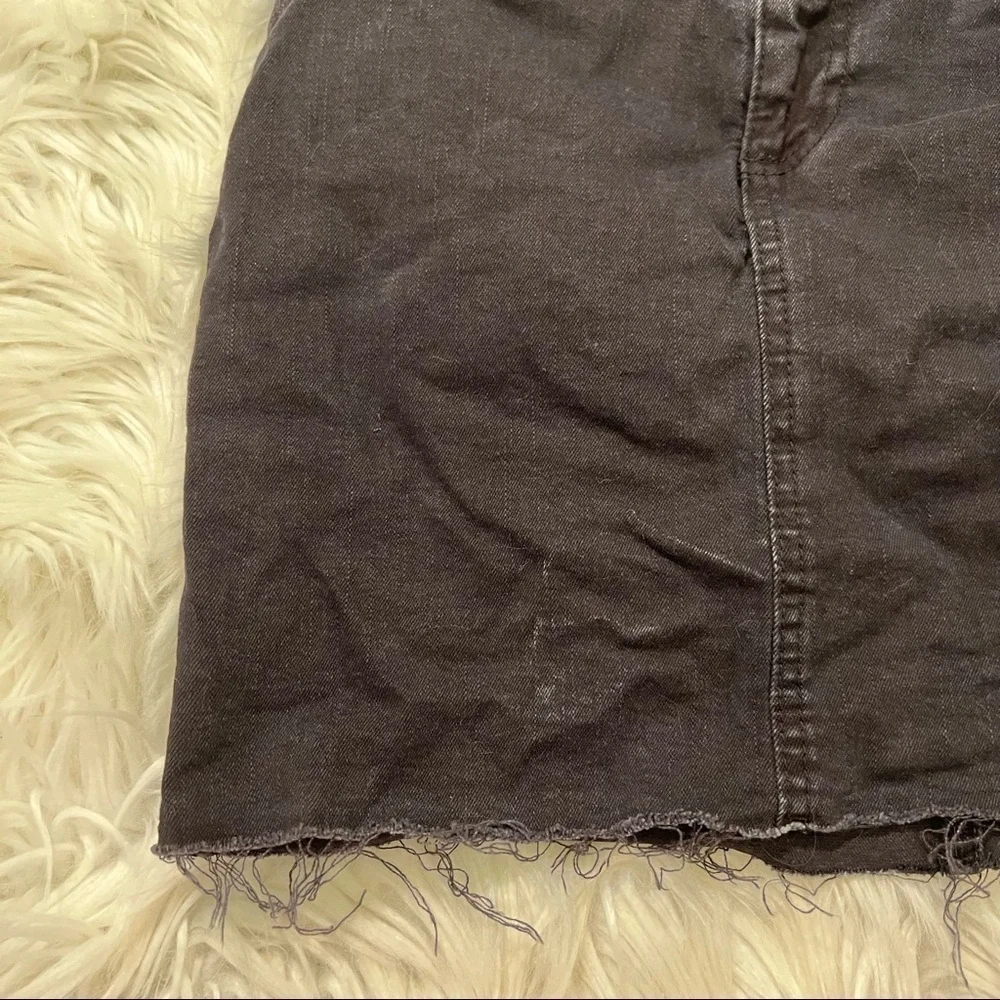Cotton On Women's Size 4 Denim Mini Skirt Raw Hem Black Stretch Cotton High Rise